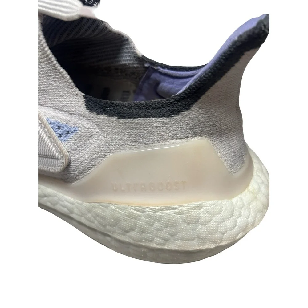 Adidas Ultraboost 21 Womens‎ Running Shoes Size 8.5 Lilac Blue S23840